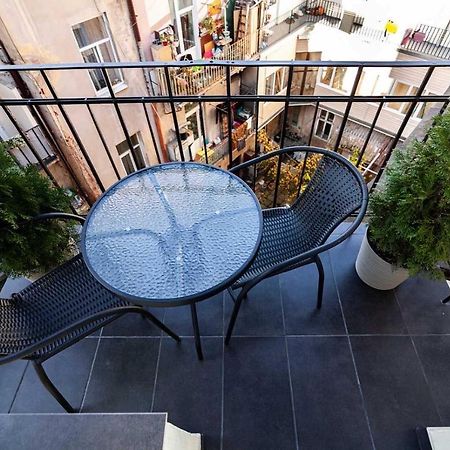 Кості Левицького 11 Lviv Kültér fotó