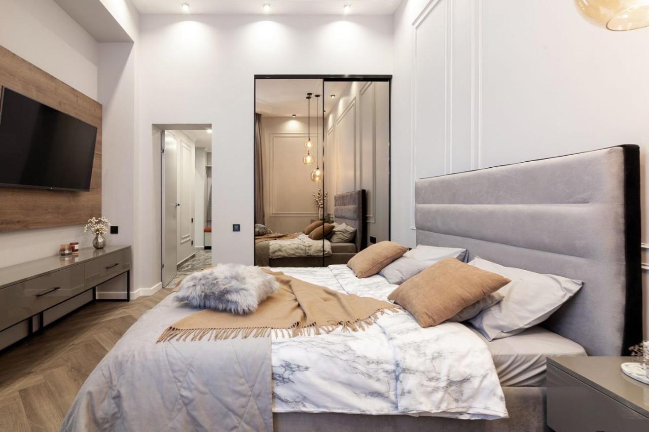 Кості Левицького 11 Lviv Kültér fotó
