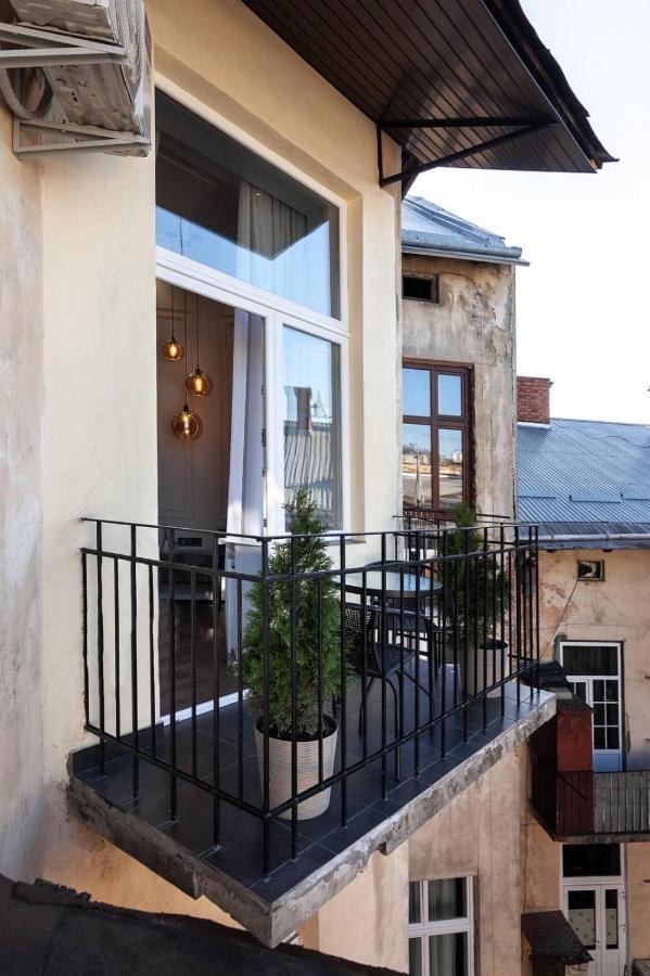 Кості Левицького 11 Lviv Kültér fotó