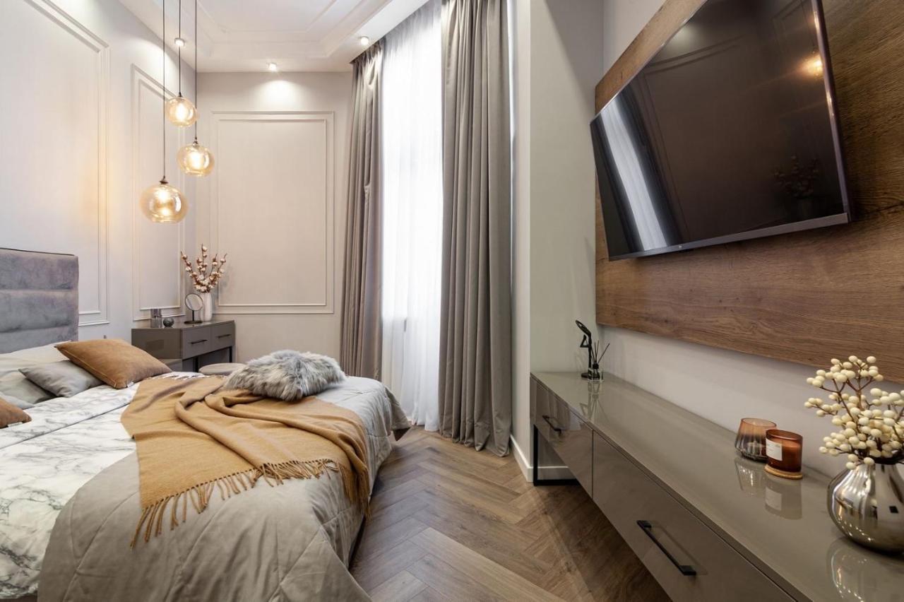Кості Левицького 11 Lviv Kültér fotó